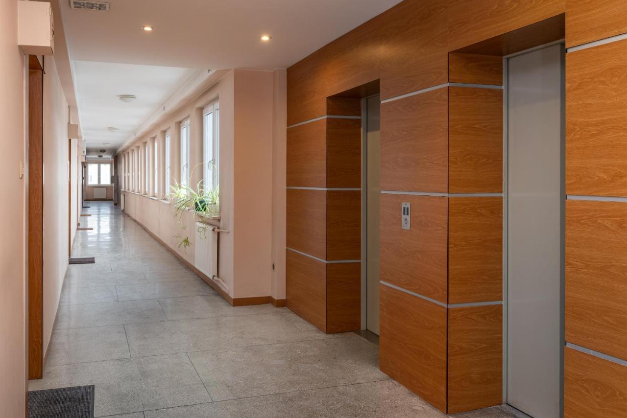 9Th Floor City View Apartment Varsovie Extérieur photo