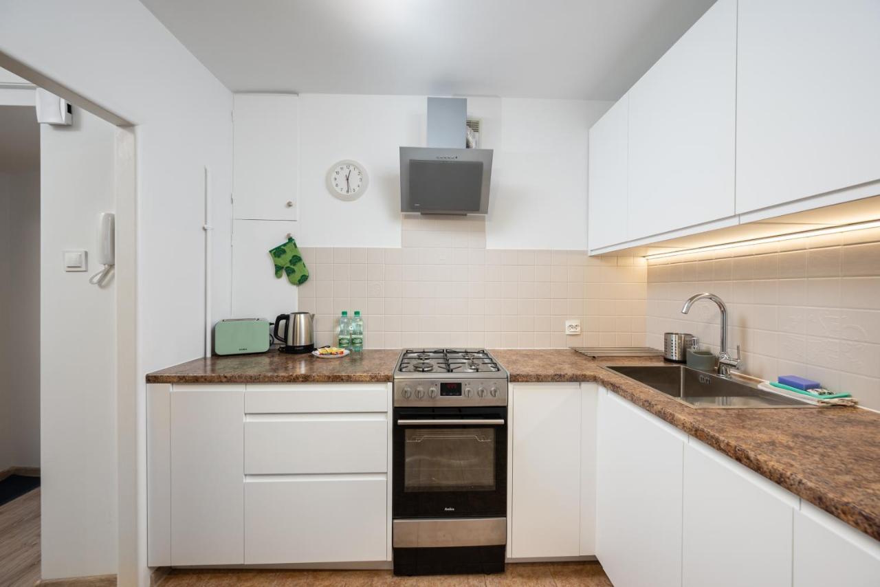 9Th Floor City View Apartment Varsovie Extérieur photo